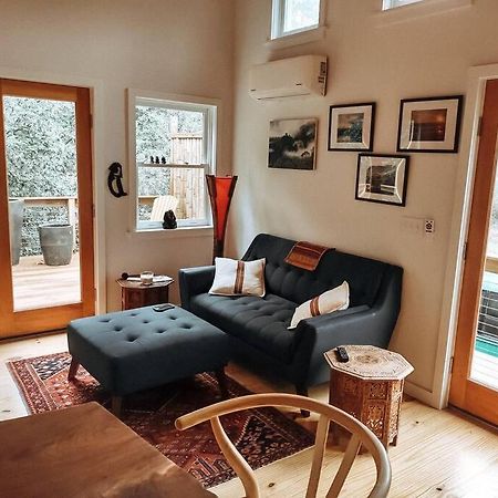 Modern Treehouse, Close To Downtown And Beach Wilmington Exteriör bild